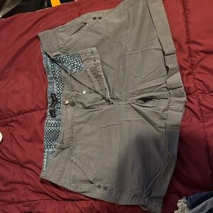 one 5 one Gray Women's Shorts